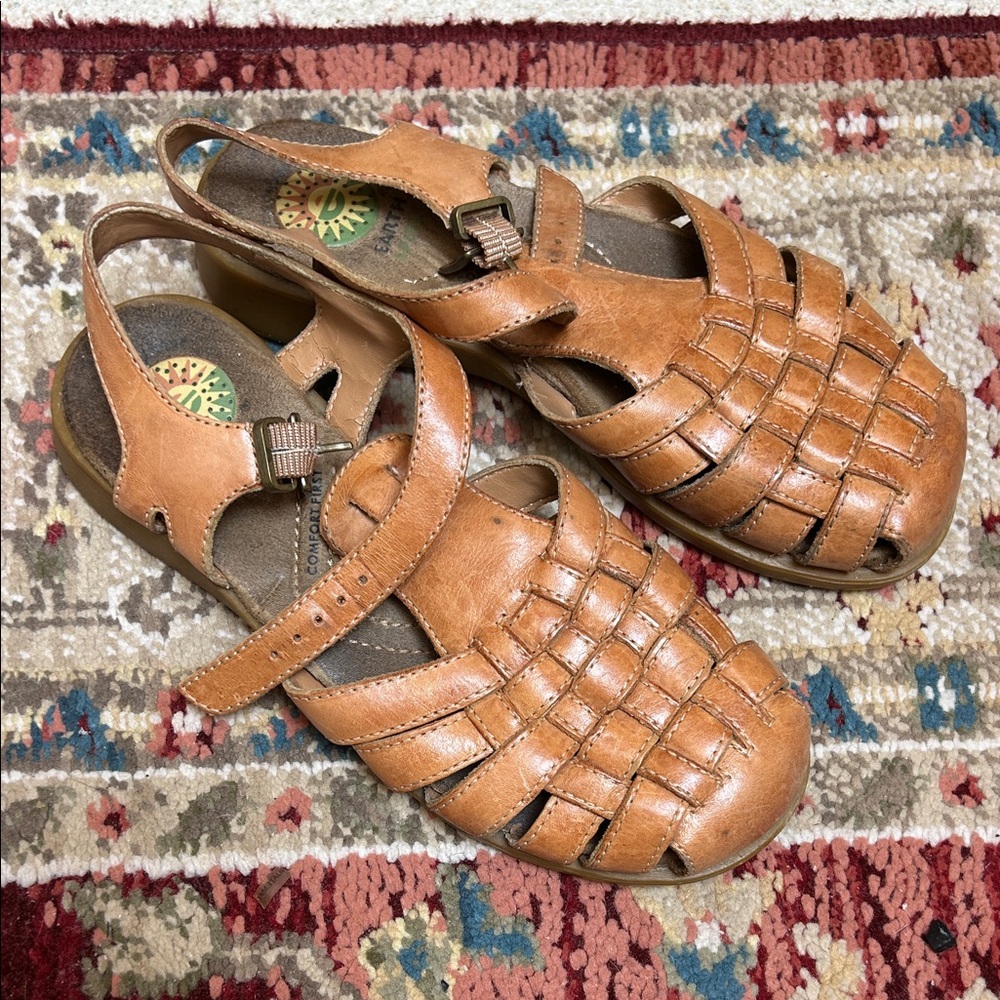 Earth Spirit Tan Woven Sandals